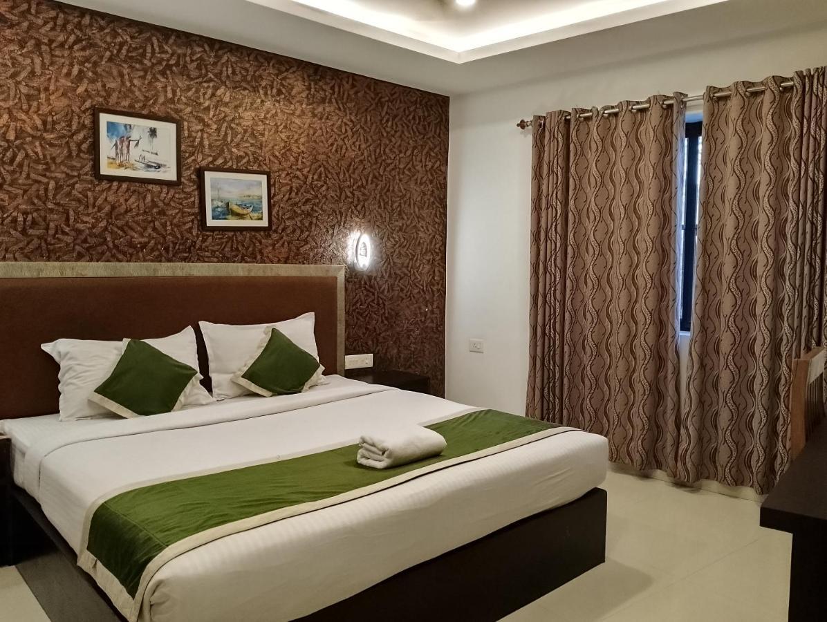 Hotel Greenlife Kochi Ngoại thất bức ảnh