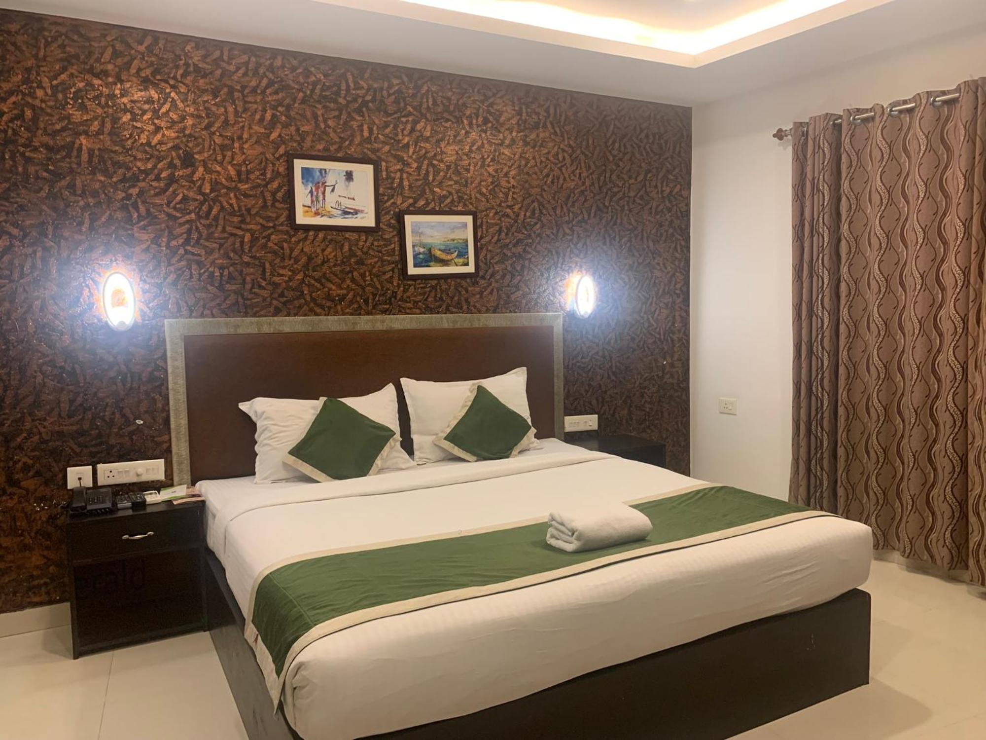 Hotel Greenlife Kochi Ngoại thất bức ảnh